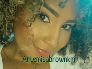 Artemisabrownkm