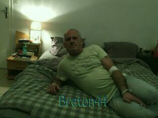 Breton44