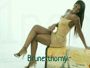 Brunetthorny