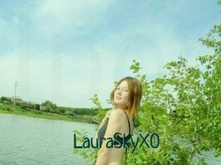 LauraSkyXO