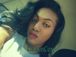 Lauren_Cox