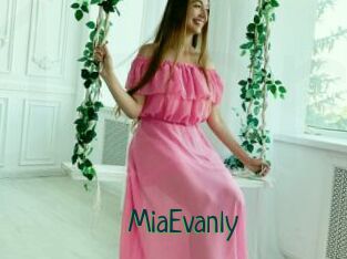 MiaEvanly