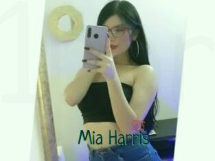 Mia_Harris