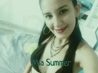 Mia_Summer