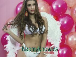 NaomyKnowles