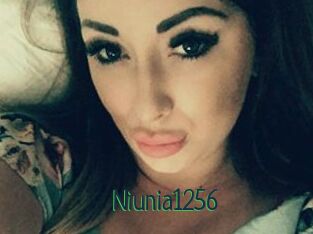 Niunia1256
