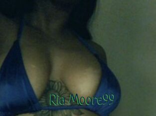 Ria_Moore99