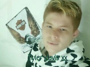 Tyler_davis_xx